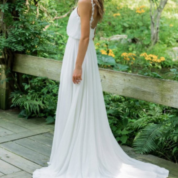 NEW Wedding Dress - Picture 4 of 4